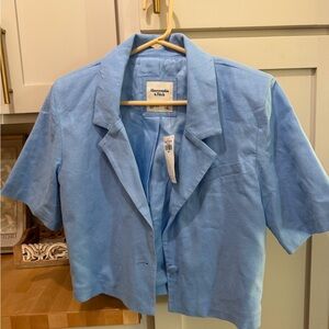 Abercrombie & Fitch Light Blue Short-Sleeve Cropped Blazer
